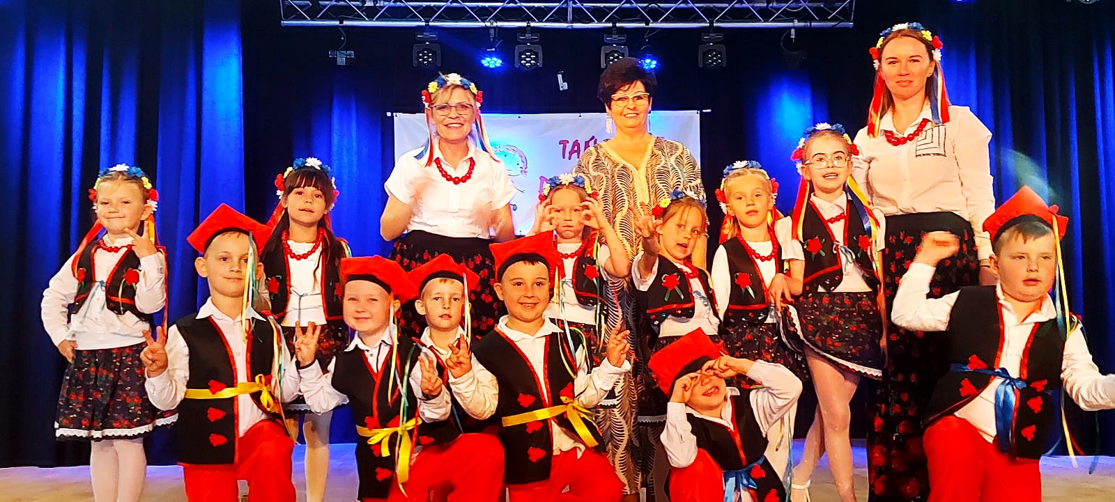 VII PRZEGLĄD TAŃCA PRZEDSZKOLNEGO “TAŃCZĄCE PRZEDSZKOLAKI”