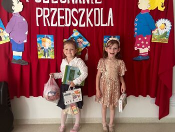 MOTYLKI ODLATUJĄ DO SZKOŁY