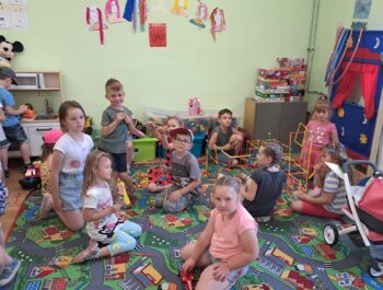 ZWIEDZANIE SZKOŁY I ZERÓWKI