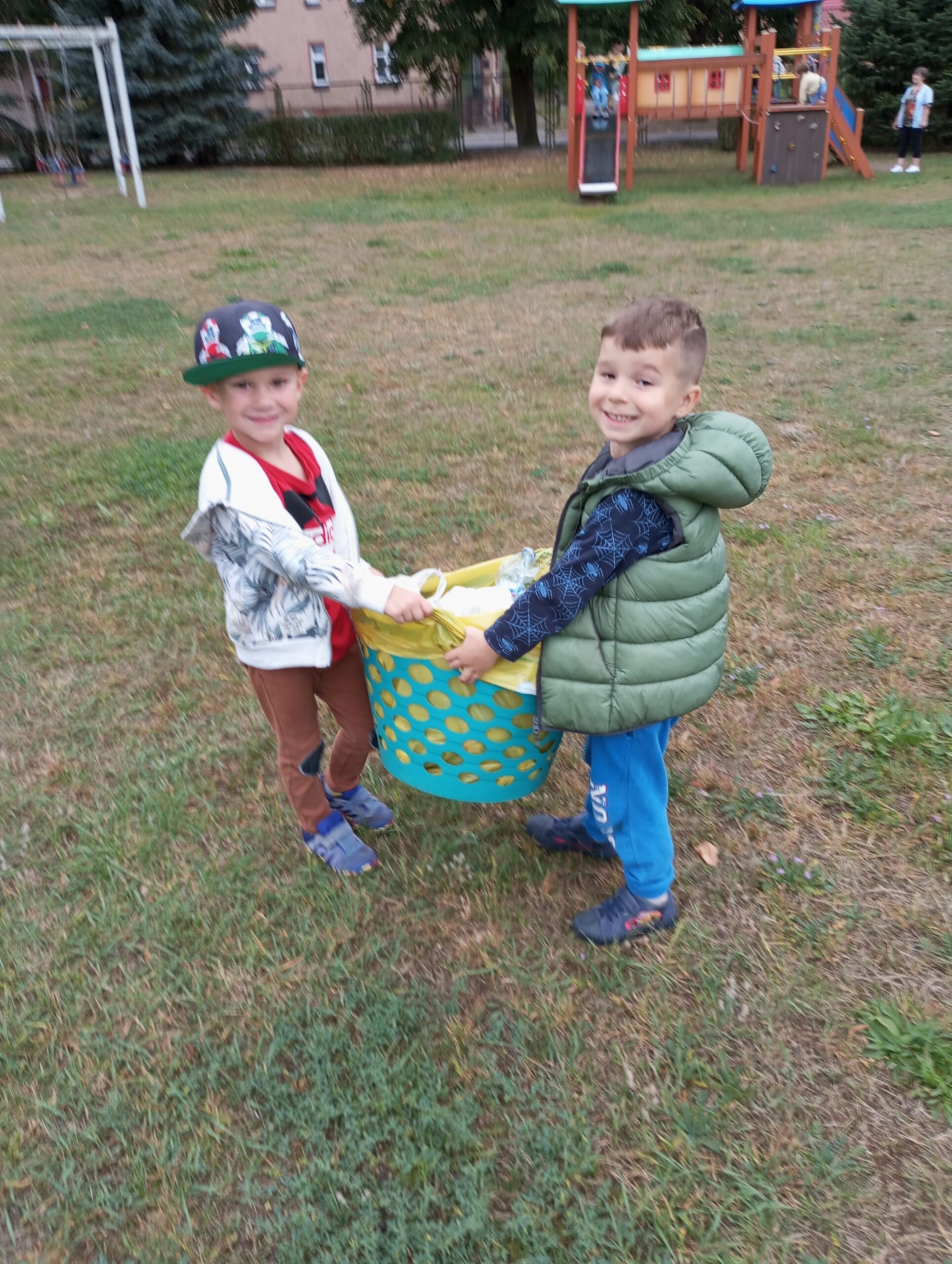 SPRZATANIE ŚWIATA W SPP W OŚNIE LUBUSKIM