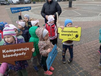 KWIATKI ZA ODPADKI