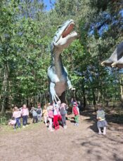 DINO, DINUŚ, DINOZAURY
