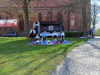 KONCERT PATRIOTYCZNY MATKA BIAŁO CZERWONA