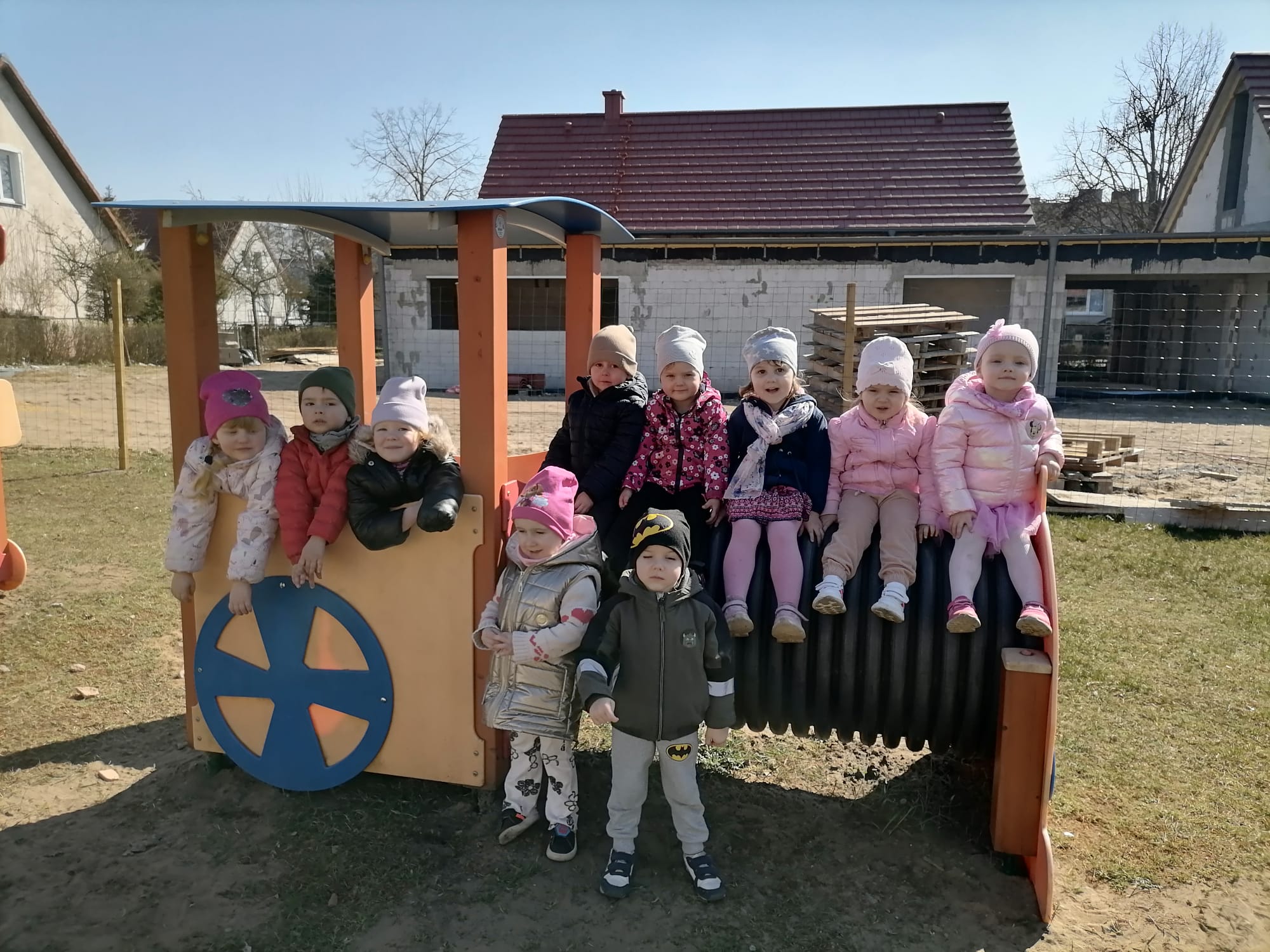 WIOSENNE ZABAWY
