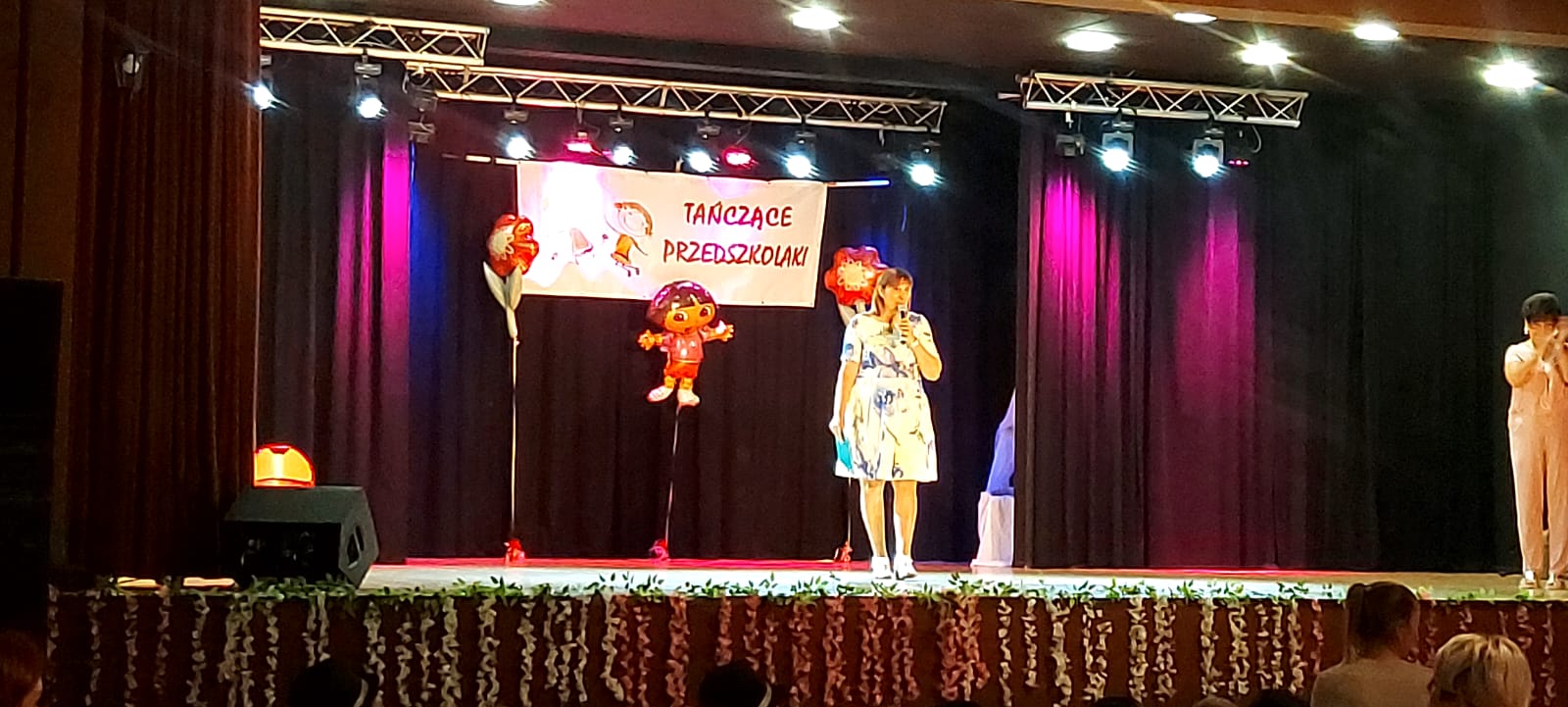 PRZEGLĄD TANECZNY