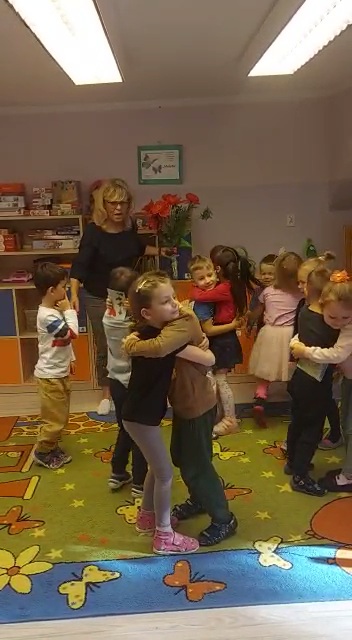 DZIEŃ DZIEWCZYNEK